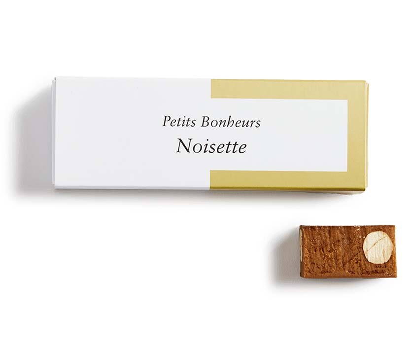 5 petits bonheurs hazelnut praline bar Permanent collection