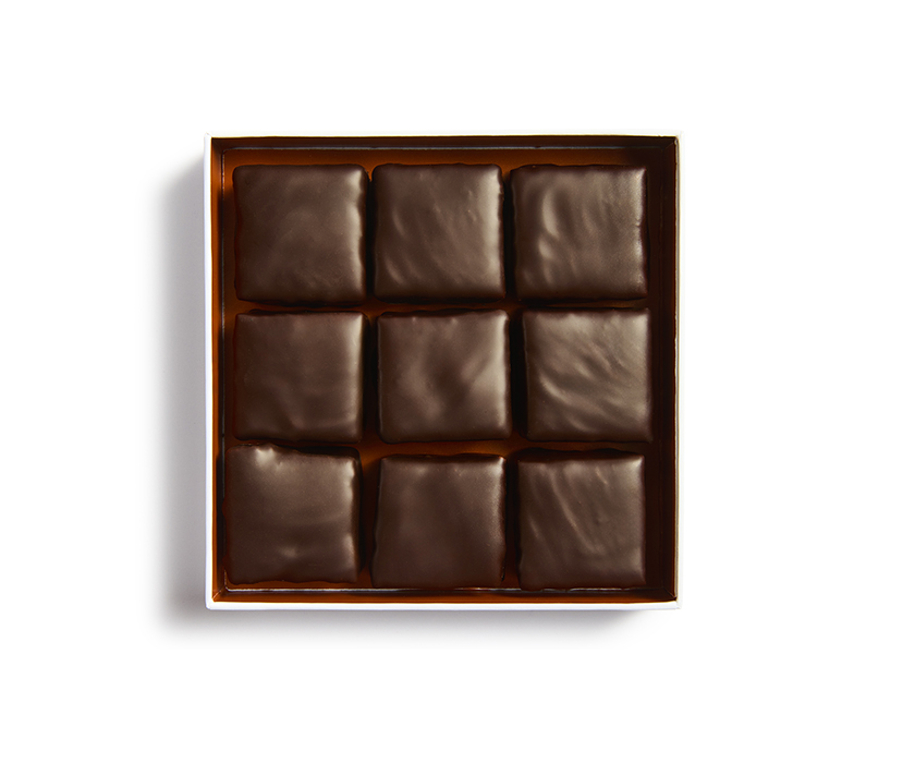 Chocolate-coated vanilla marshmallows